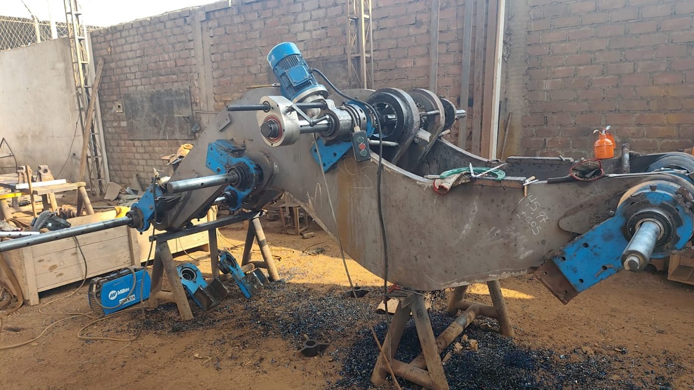 Recuperacion de alojamiento de chasis Caterpillar 689